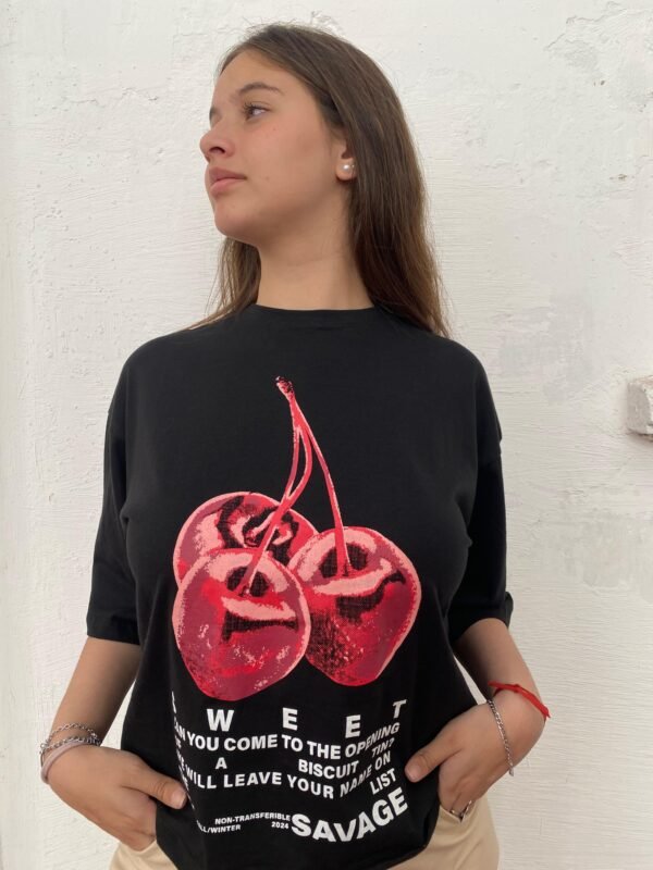 REMERA OVERSIZE NEGRA