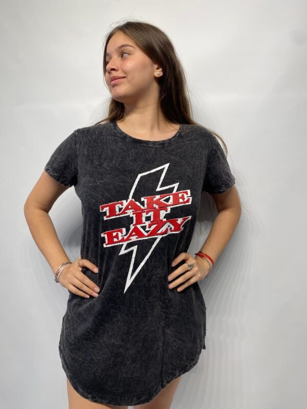 REMERA OVER NEGRA