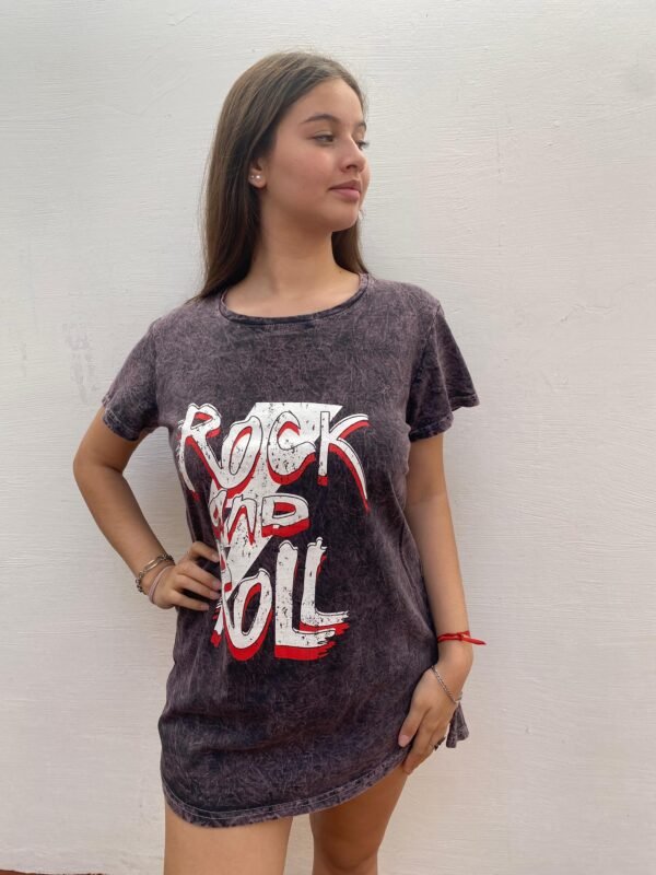 REMERA OVER NEGRA