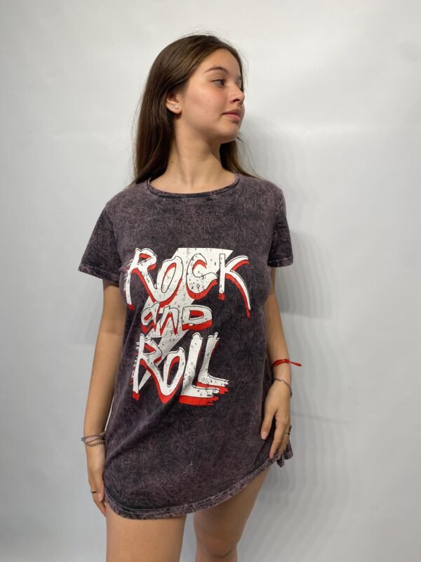 REMERA OVER NEGRA