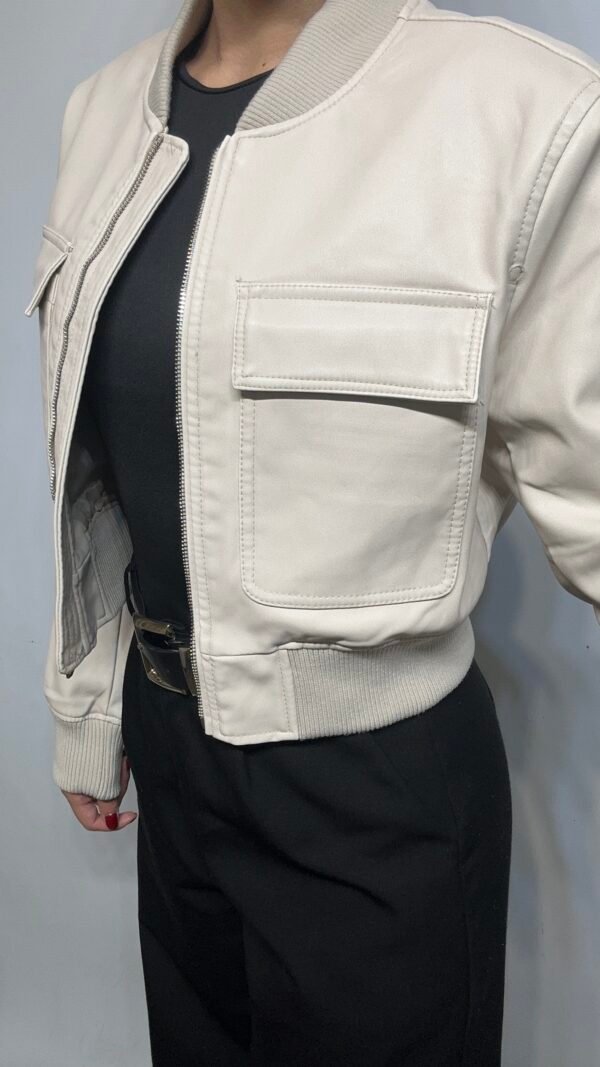 IMG_1232.JPG BOMBER ECO CUERO