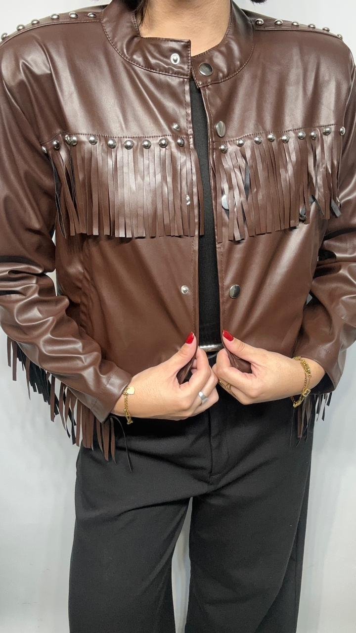 CAMPERA ENGOMADA FLECOS