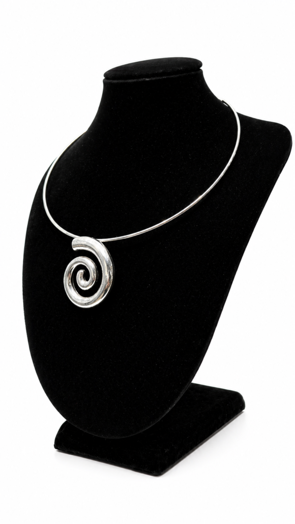 collar-caracol